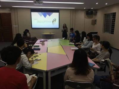 認(rèn)真學(xué)習(xí)的你最美麗！——記長安中心小學(xué)青年教師培訓(xùn)活動